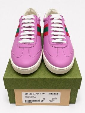 Gucci Pink Leather Low-Top Sneakers with Green-Red Web Stripe